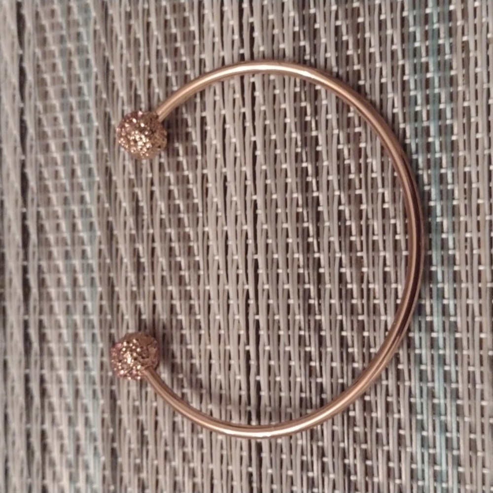 Rose Gold Pink Rhinestones Bangle - Picture 4 of 5